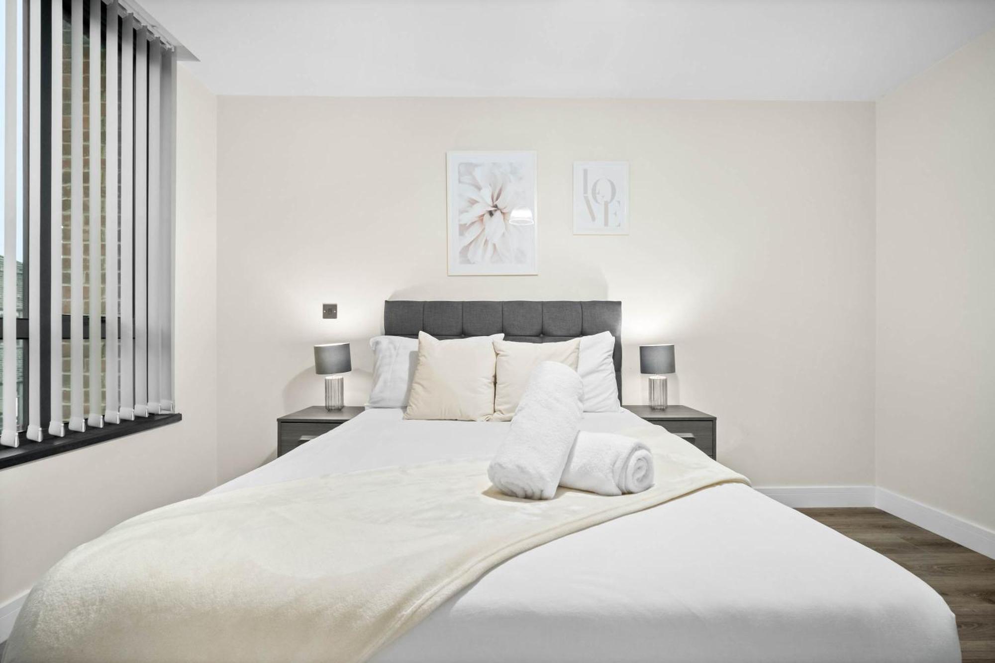 Apartment Nuvo - New Luxury - Centre - 2 Bedrooms - Wifi - Netflix - Jewellery Quarter 9ah